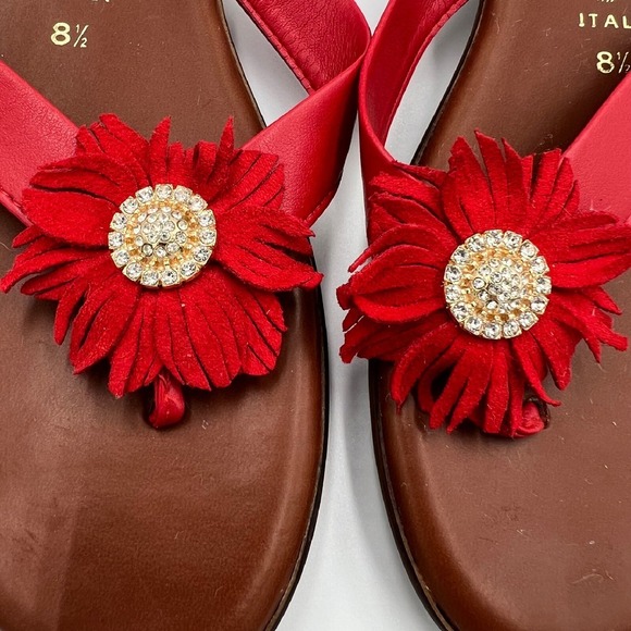 ✨Italian Shoemakers Red Flower‎ Rhinestone Thong Sandals Made in Italy 8.5 women - Picture 2 of 8